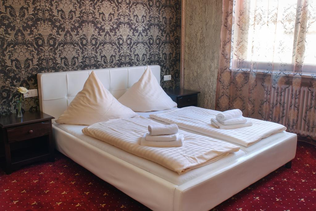 פריזנהיים Hotel Krone חדר תמונה